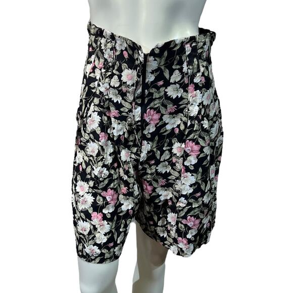 Y2K Rampage High Waisted Floral Shorts Black with Pink & White Flowers Size 7 - Picture 1 of 16